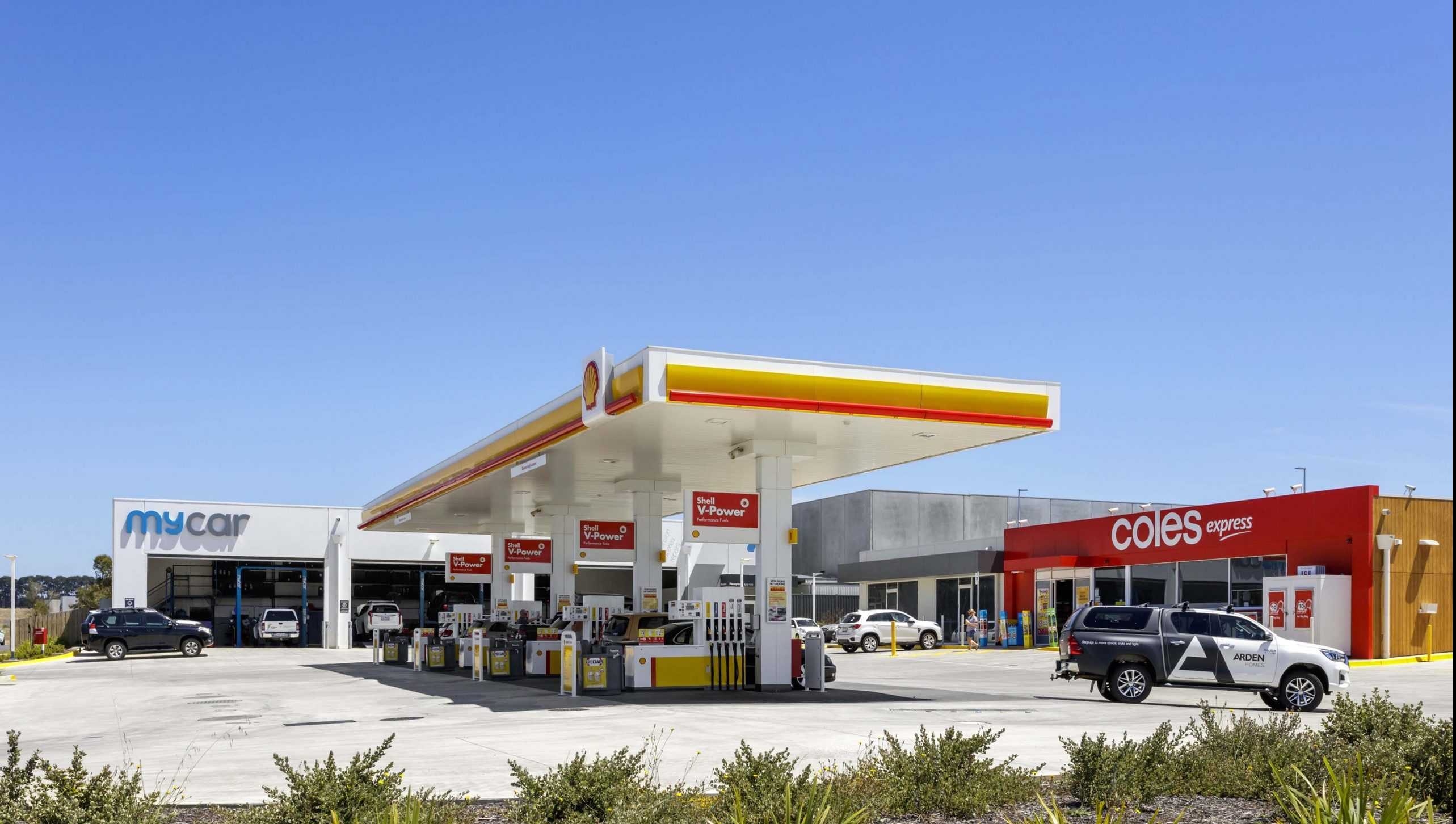 Investors seek out wellleased essential services at first Burgess