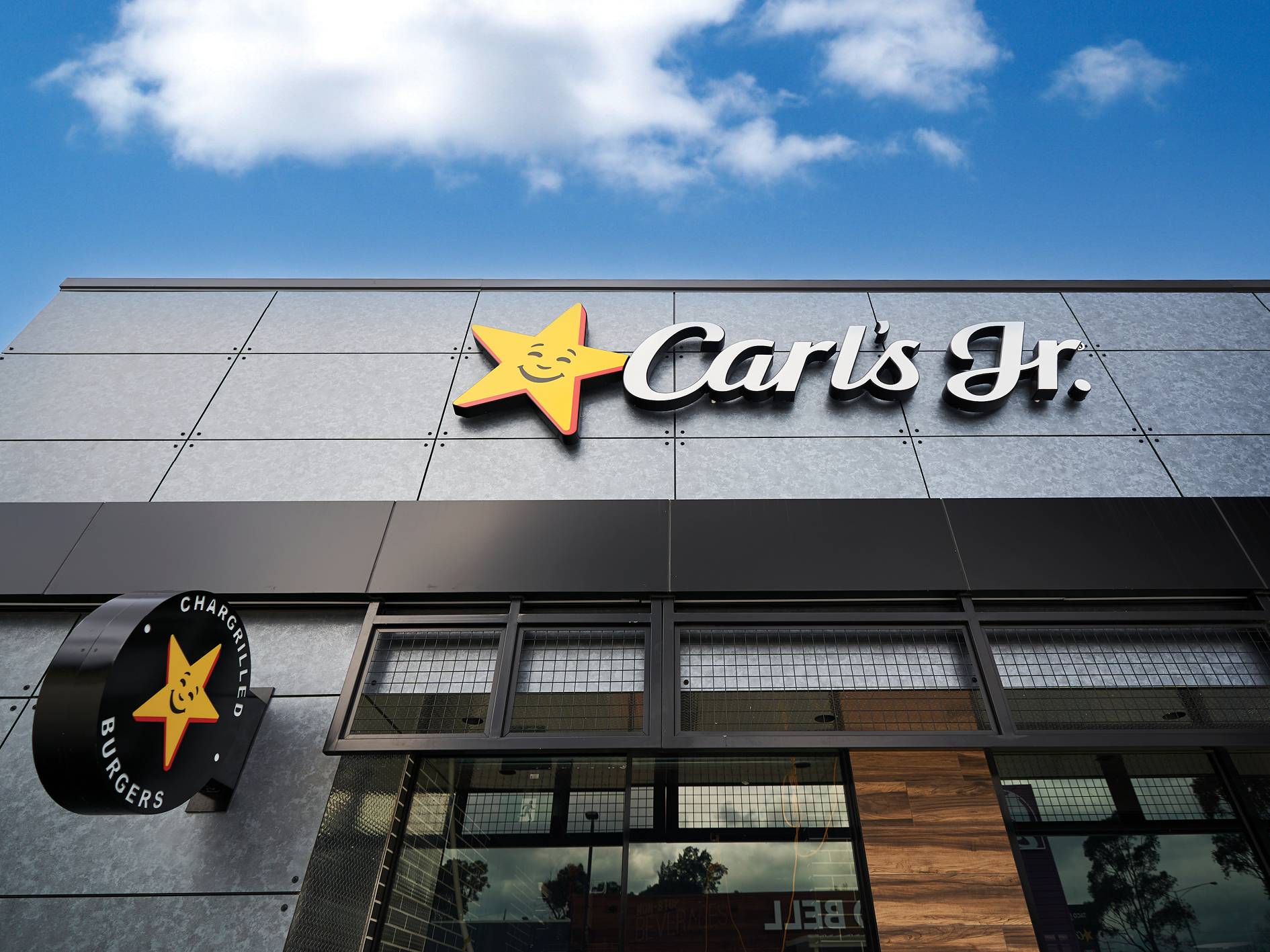 2/215 Princes Highway, Beaconsfield VIC 3807