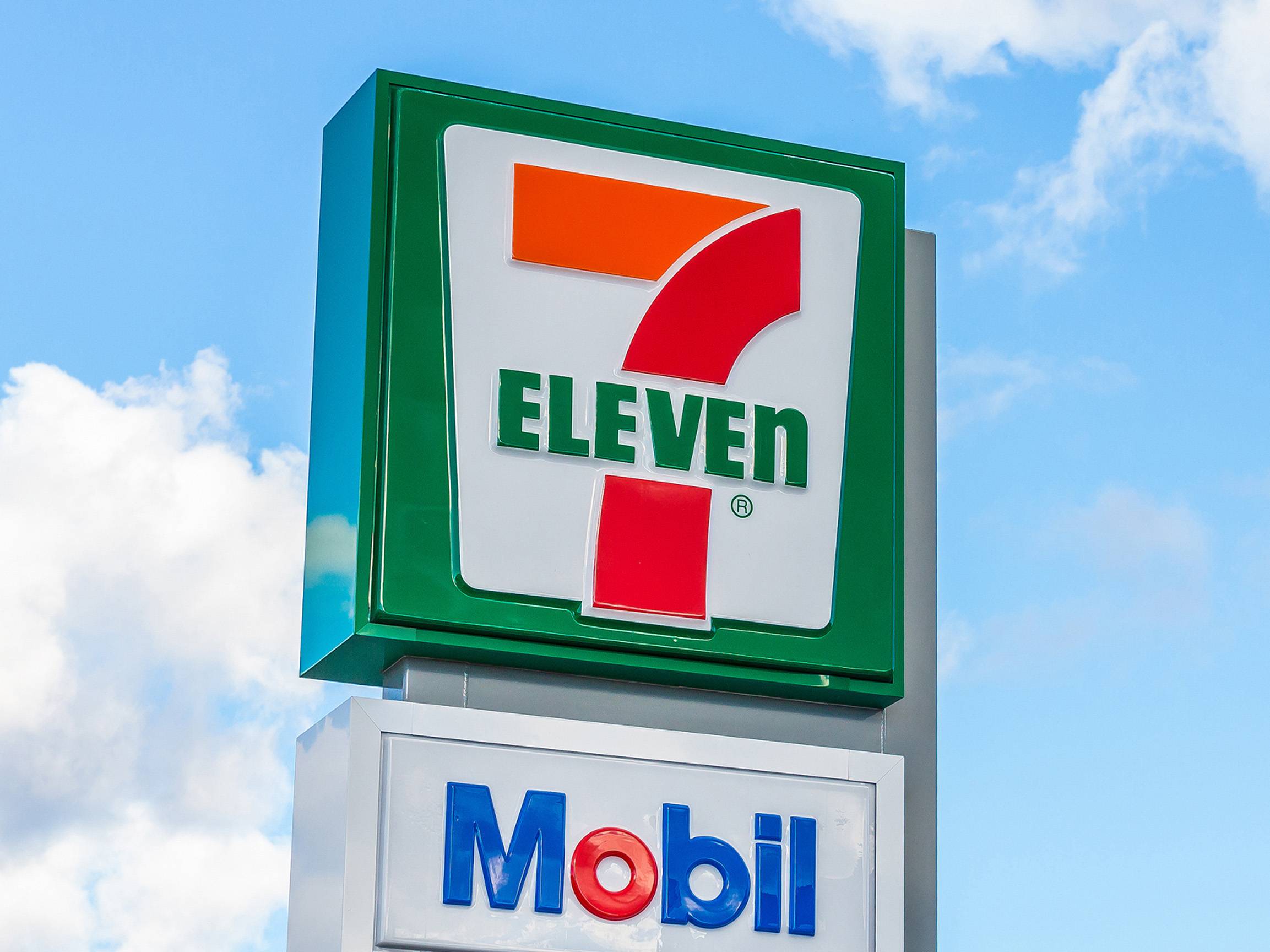 689  New Cleveland Road  Gumdale  QLD